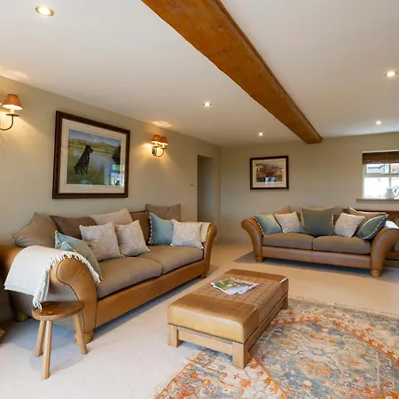 Osgoodby House With Private Indoor Heated Swimming Pool And Spectacular Views *