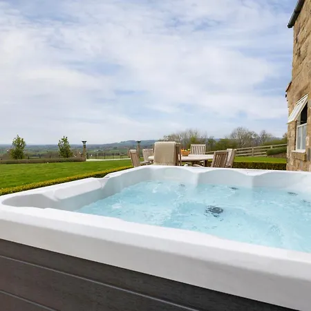 Casa de hóspedes Osgoodby House With Swimming Pool And Spectacular Views *