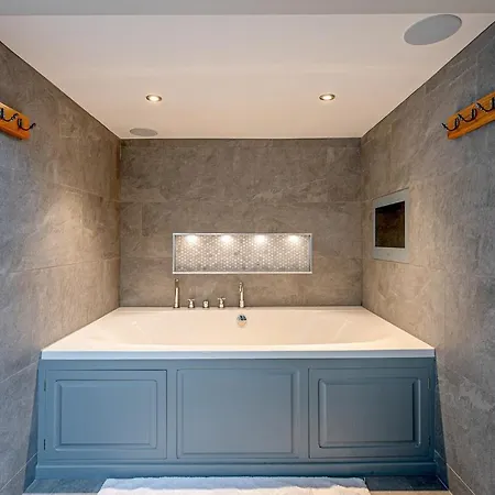 Gæstehus Osgoodby House With Private Indoor Heated Swimming Pool And Spectacular Views *