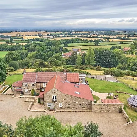 Osgoodby House With Private Indoor Heated Swimming Pool And Spectacular Views *