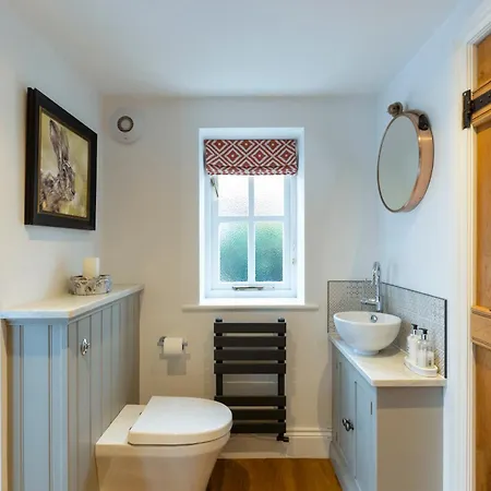 Gæstehus Osgoodby House With Private Indoor Heated Swimming Pool And Spectacular Views Sutton (North Yorkshire)